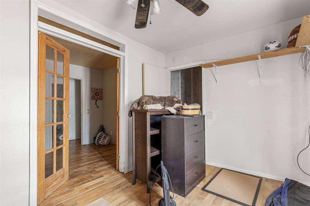 515 N Angelina Street Property Photo 24