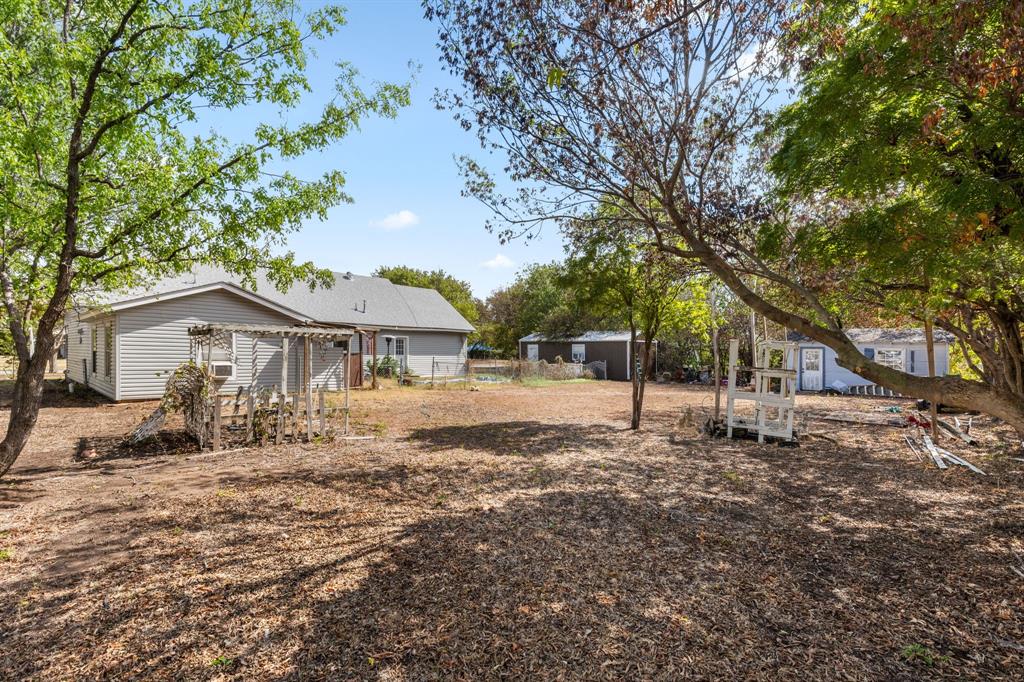 515 N Angelina Street Property Photo 29