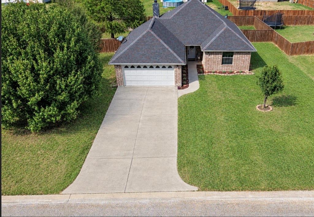 215 Ashley Street Property Photo 1