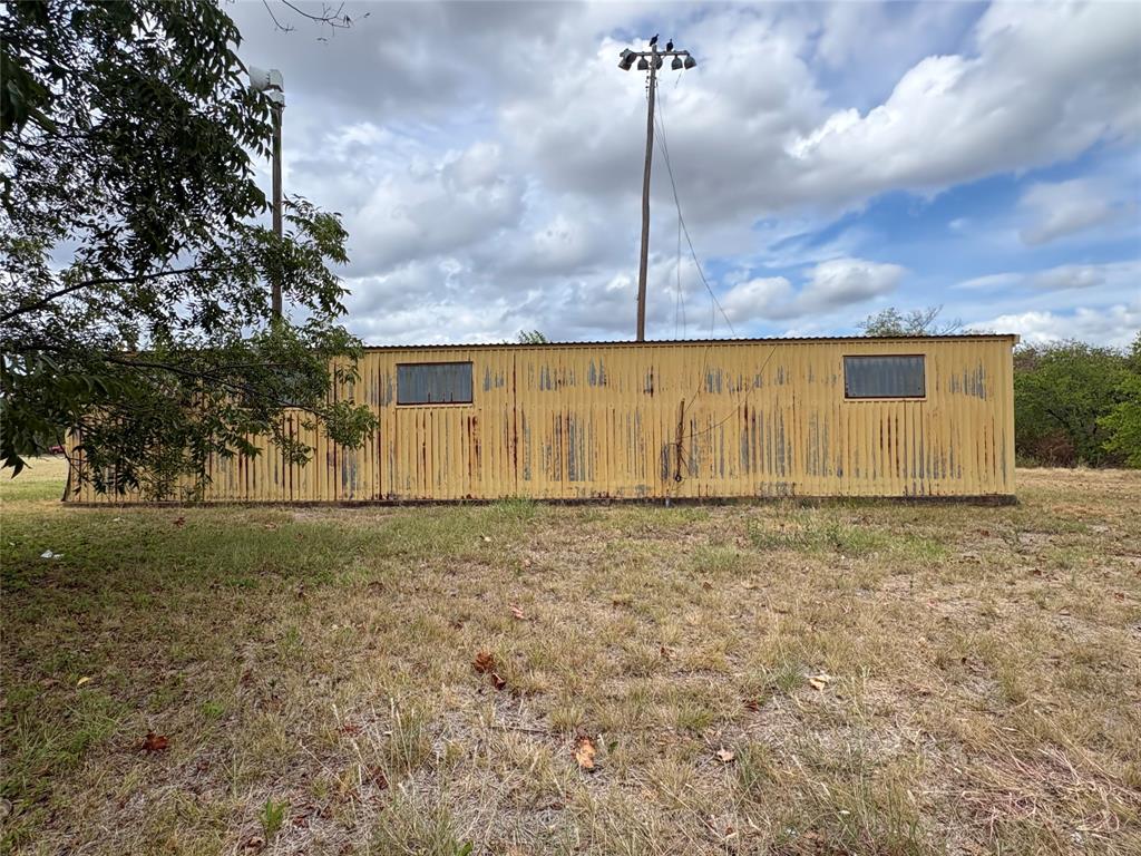 414 N Neal Street Property Photo 1