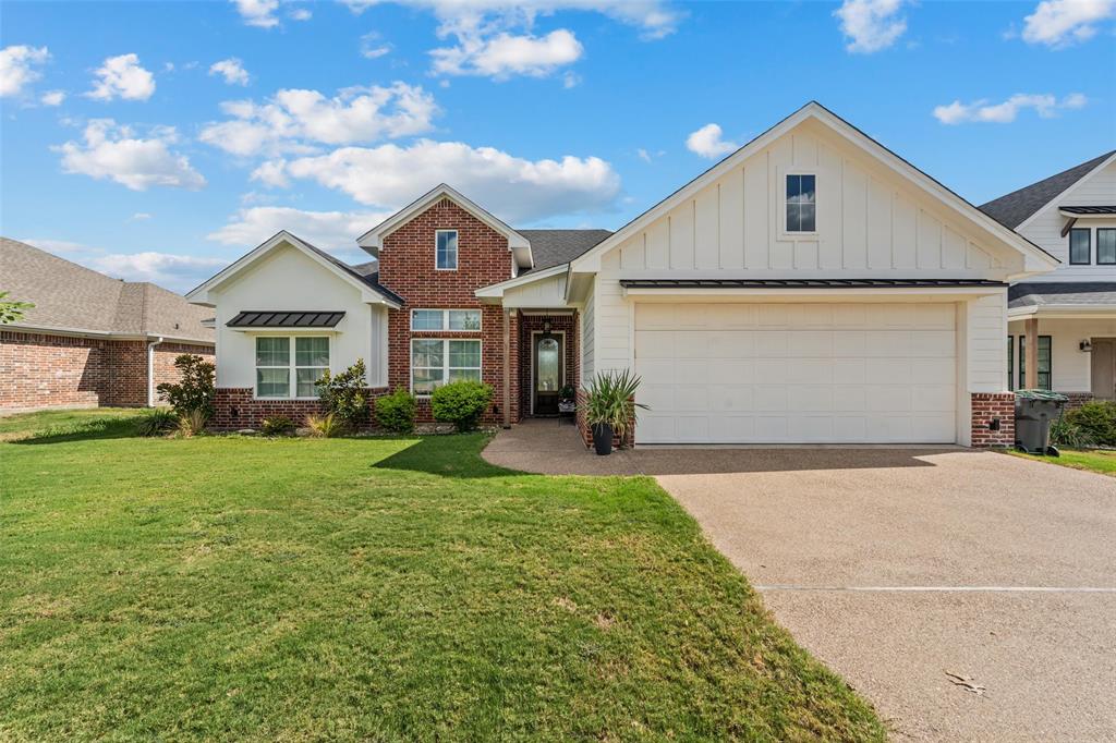 10413 Fallen Leaf Drive Property Photo 1