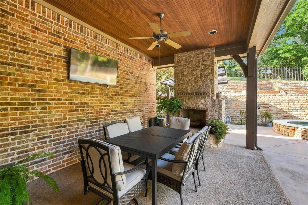 686 Knob Hill Court Property Photo 36