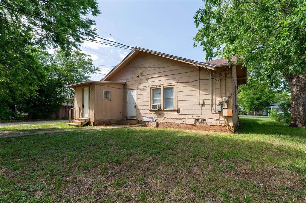 1835 S 8th Street Property Photo 24