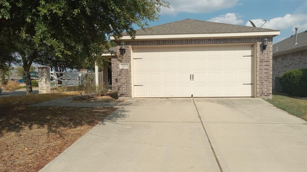 8944 Sunny Hollow Drive Property Photo 1