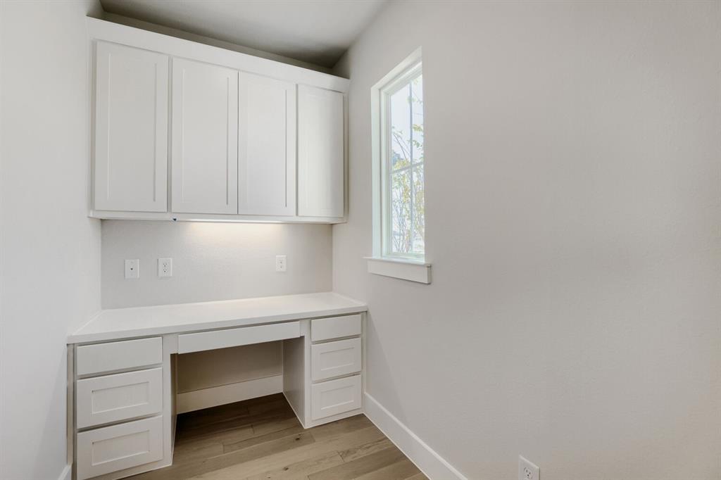 1604 Ramble Way Property Photo 8