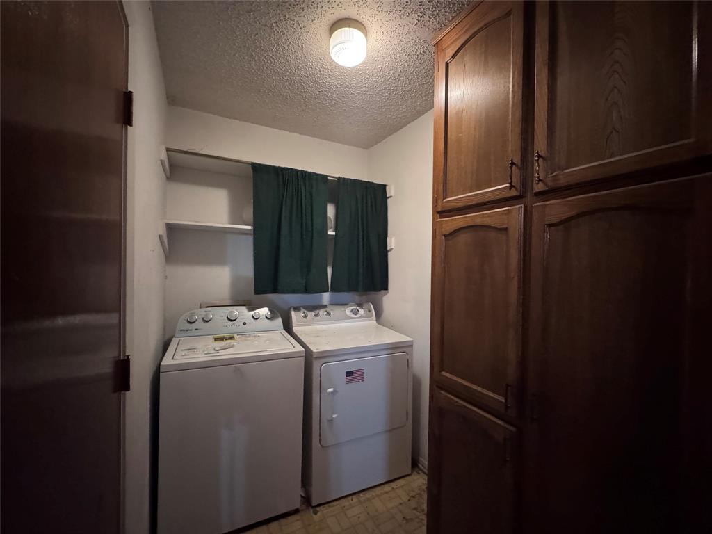 1328 Timbercreek Road Property Photo 6