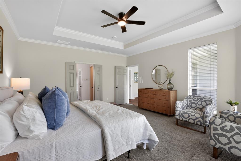 909 Saint Andrews Place Property Photo 14
