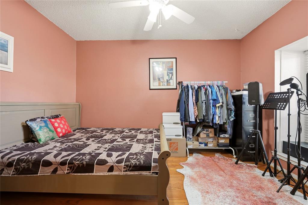 4201 Briar Hill Drive Property Photo 12