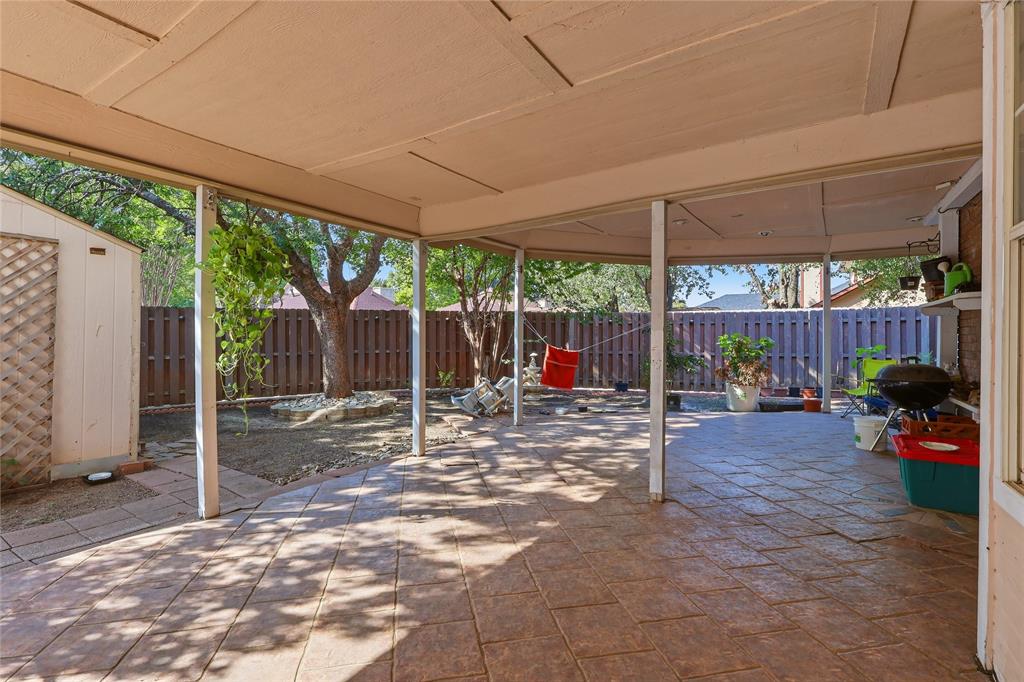 4201 Briar Hill Drive Property Photo 14