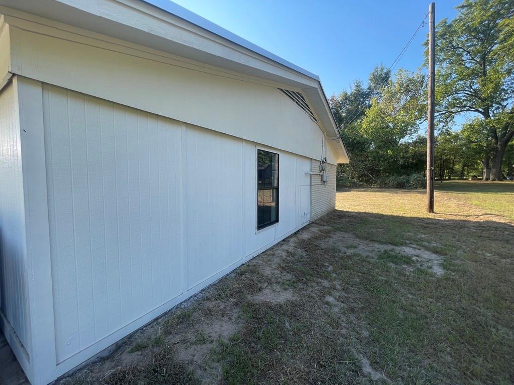 615 Cherokee Trace Property Photo 3