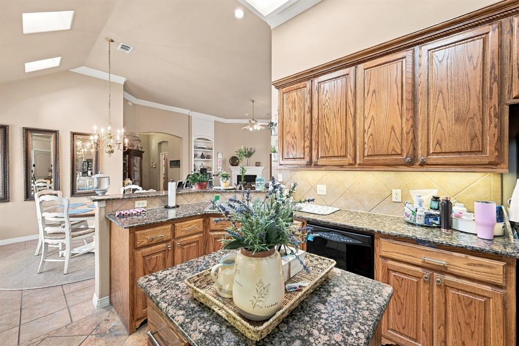 6033 Roaring Springs Drive Property Photo 8