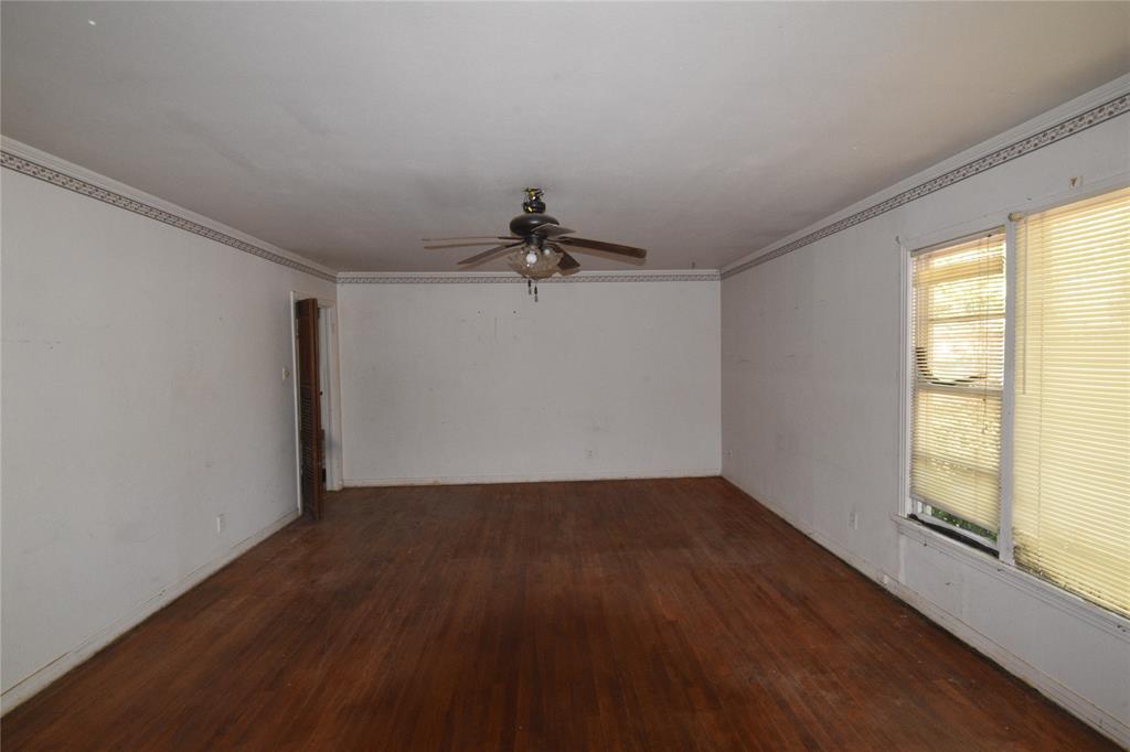102 Posey Street Property Photo 3