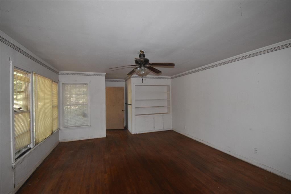 102 Posey Street Property Photo 4