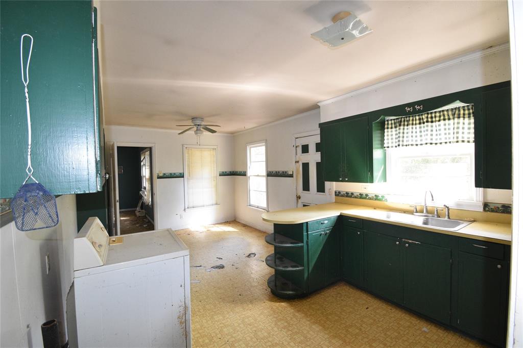 102 Posey Street Property Photo 10