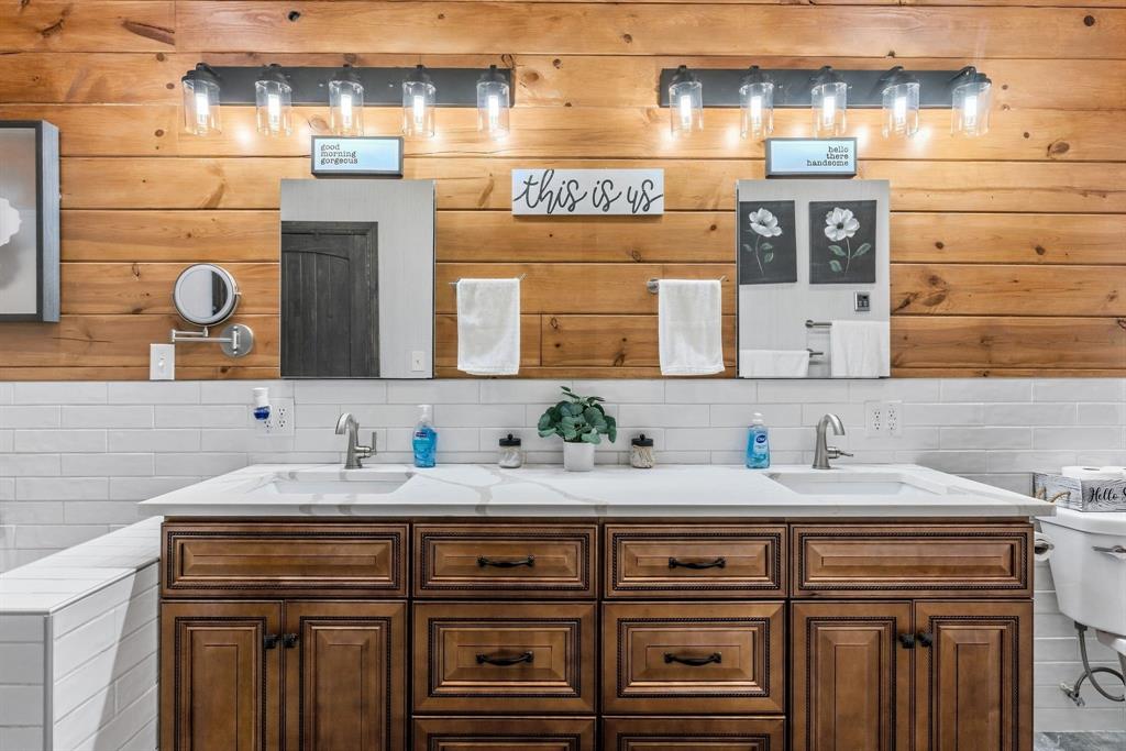 5349 Texas Highway 154 Property Photo 16