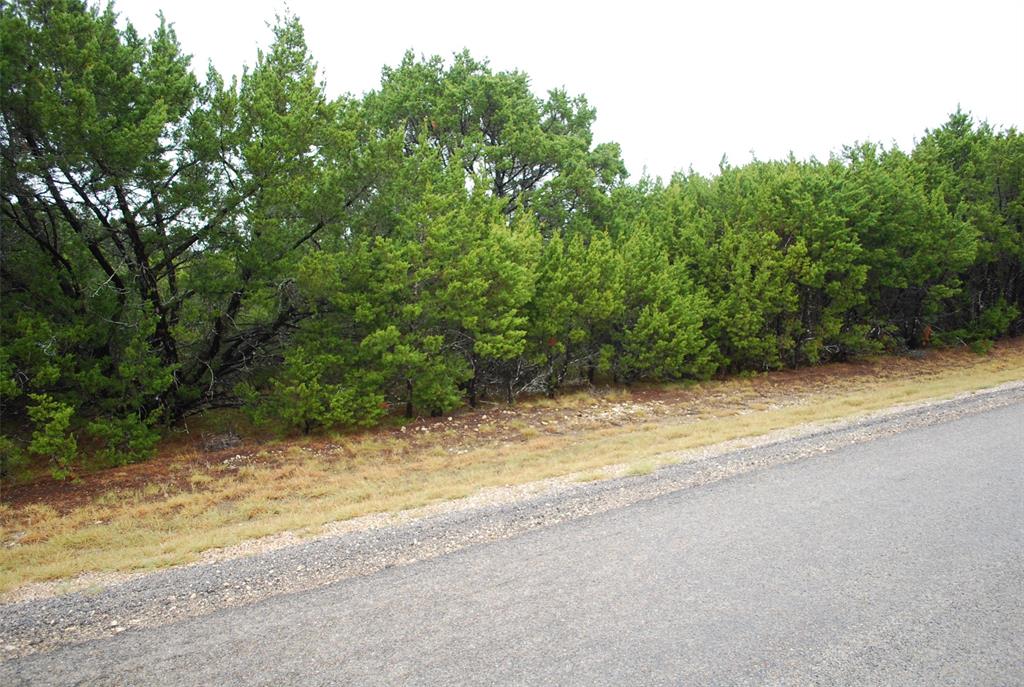 1700 Highland Drive Property Photo 3