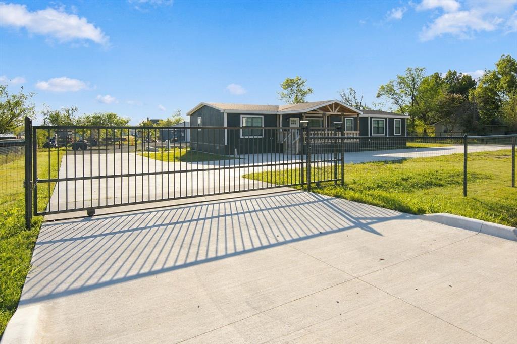 18061 Cindys Lane Property Photo 7
