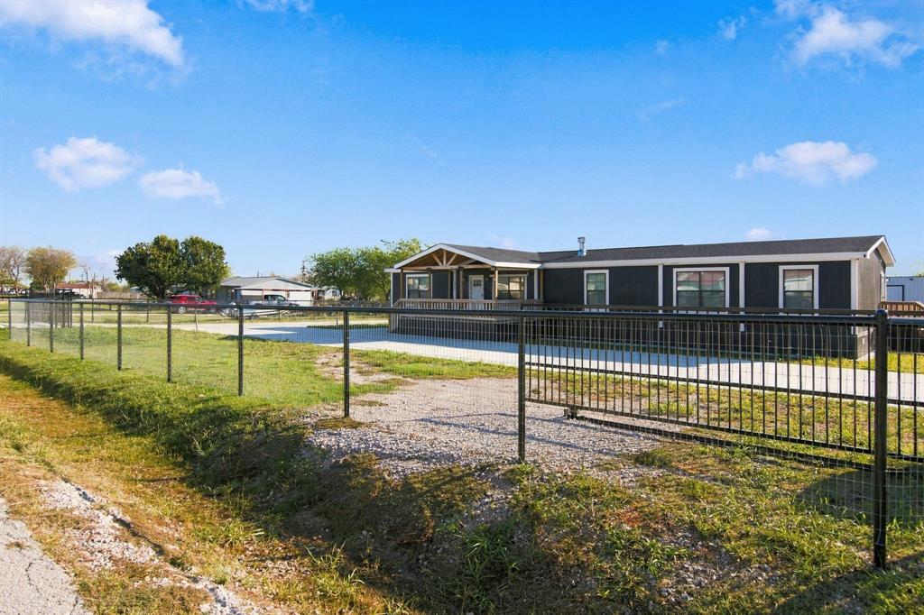 18061 Cindys Lane Property Photo 8