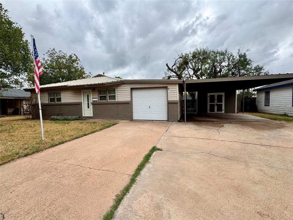 3221 Ivy Lane Property Photo 4