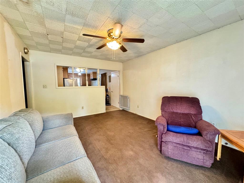 3221 Ivy Lane Property Photo 5