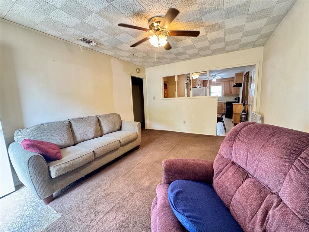 3221 Ivy Lane Property Photo 6