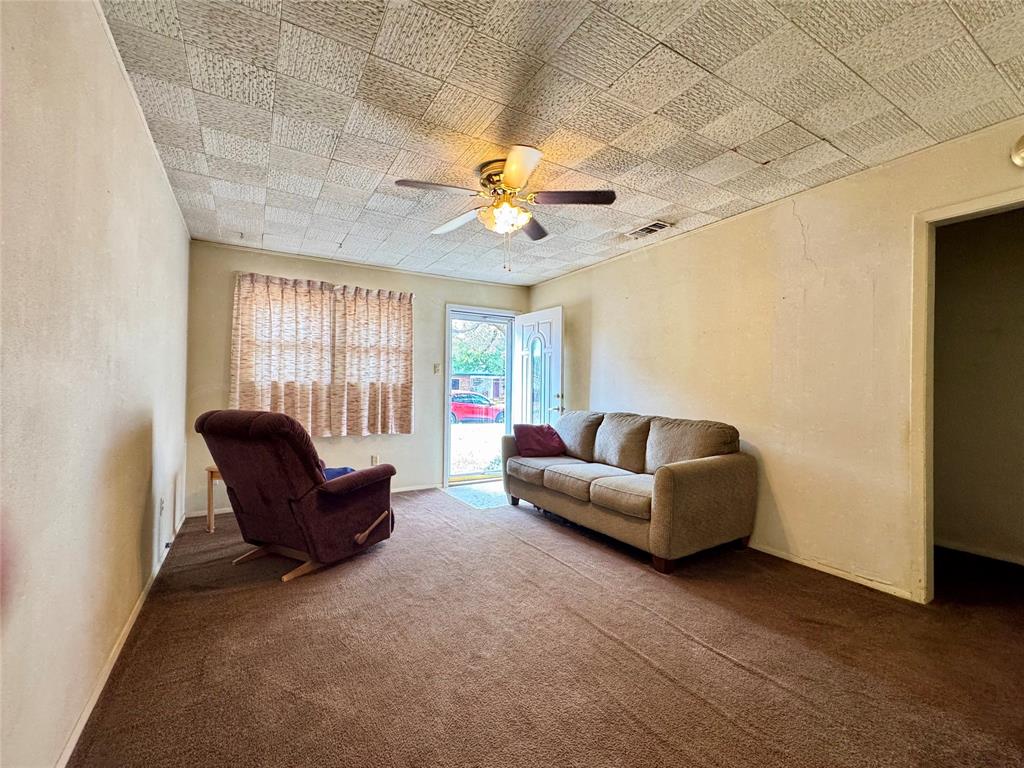 3221 Ivy Lane Property Photo 7