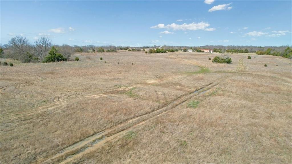 2035 Fm-1566 Property Photo 19