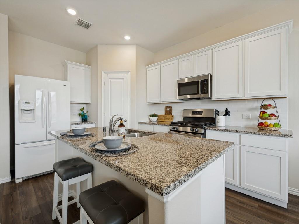 1512 Fields View Drive Property Photo 8