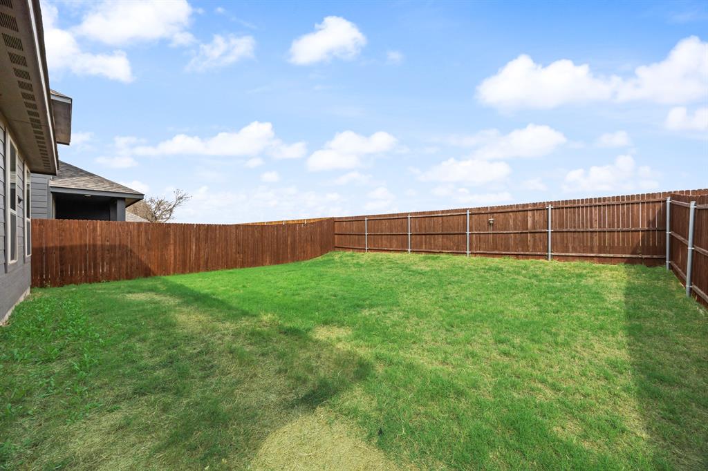 1652 Edgeway Drive Property Photo 25