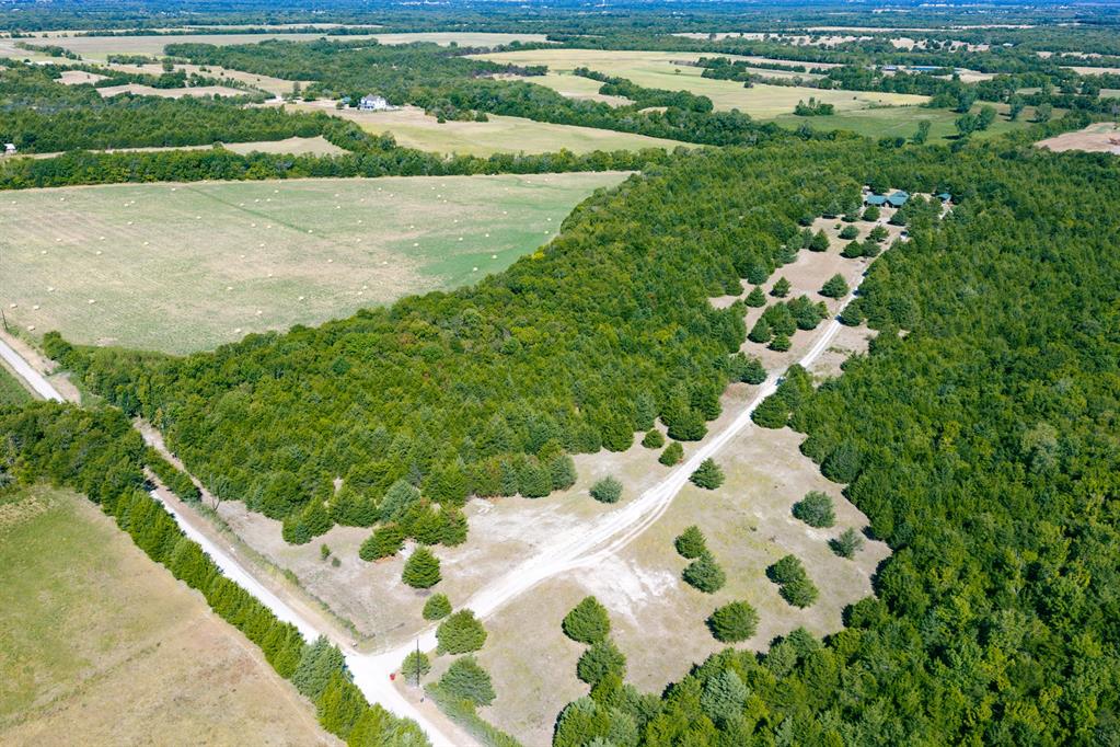 00 Cr 3040 Property Photo 1