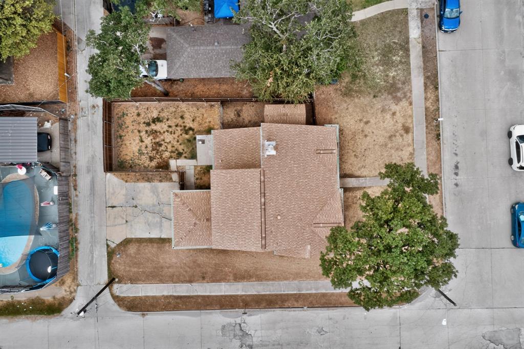 11820 Amberly Lane Property Photo 1