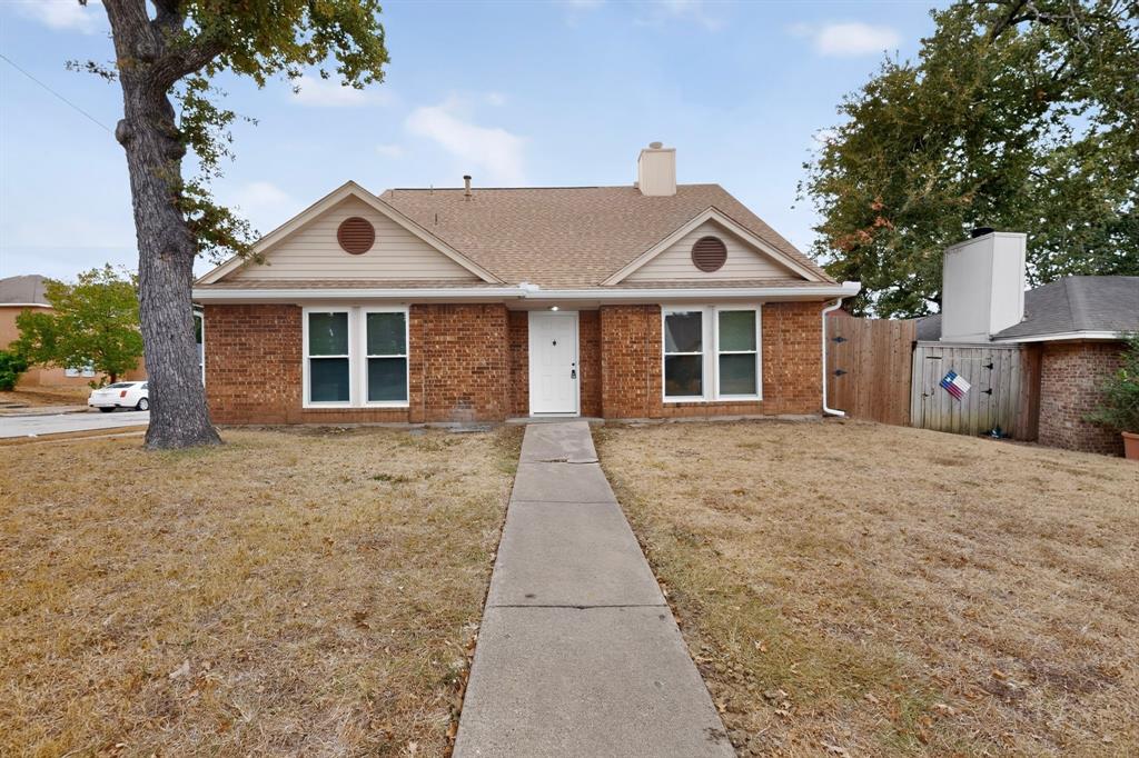 11820 Amberly Lane Property Photo 9