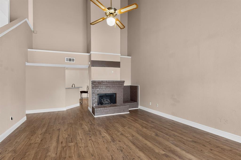 11820 Amberly Lane Property Photo 15