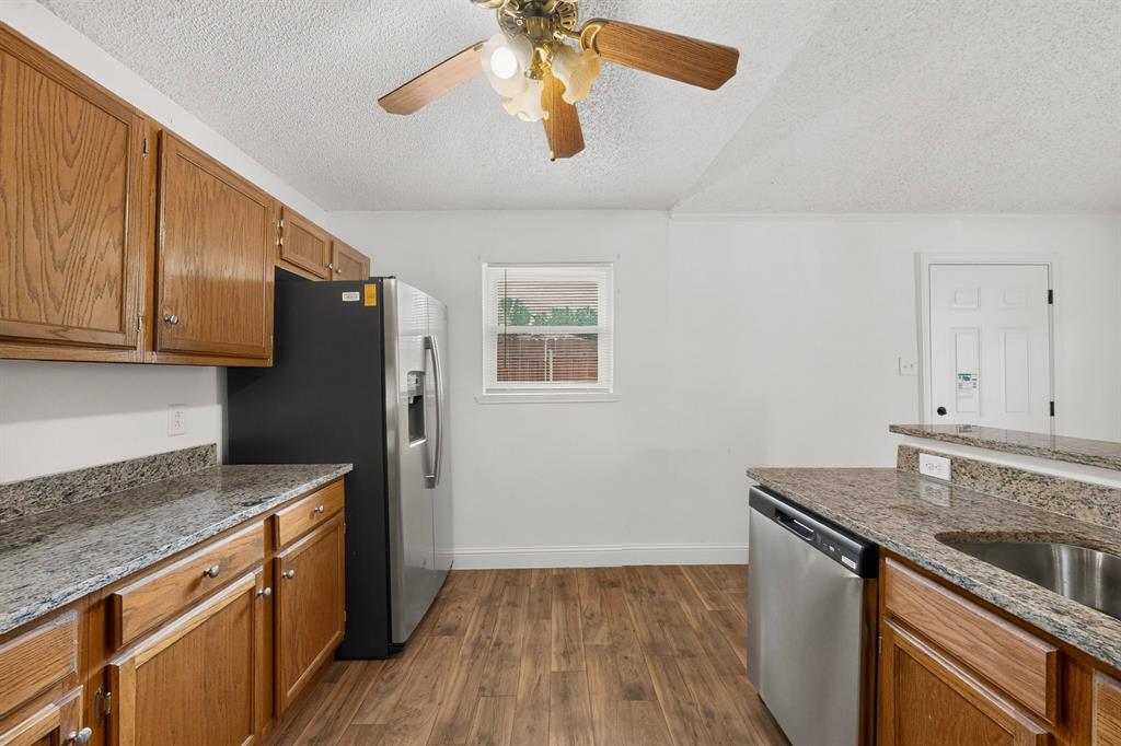11820 Amberly Lane Property Photo 22