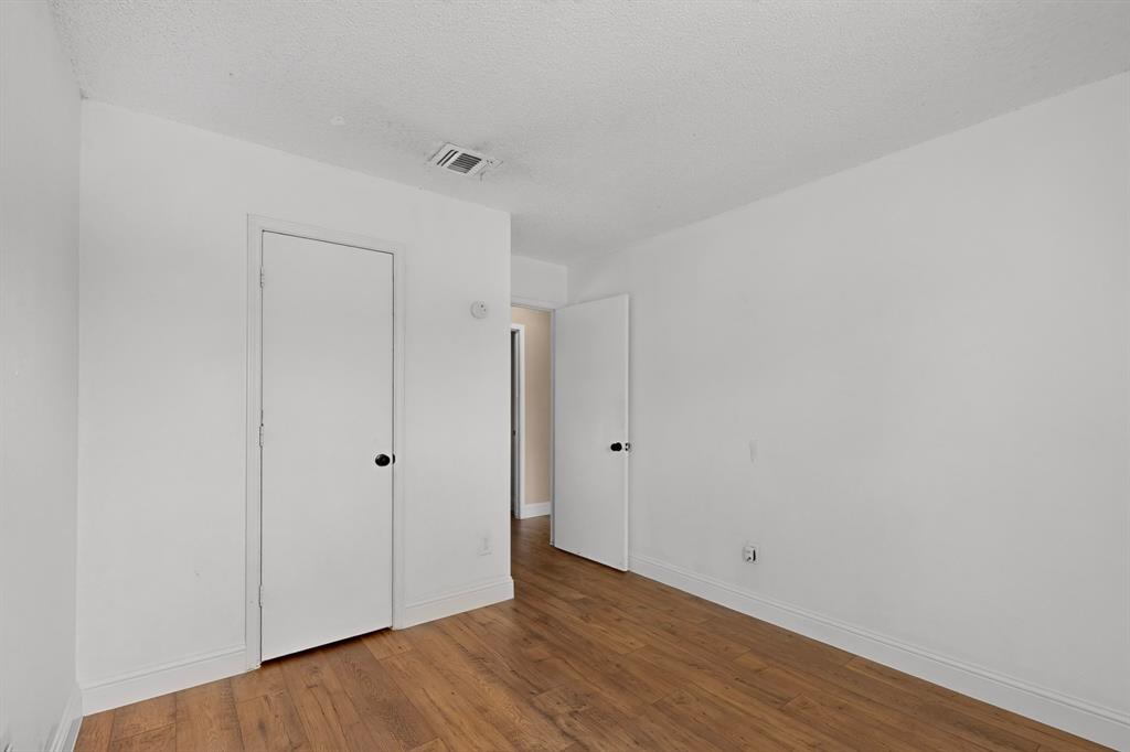 11820 Amberly Lane Property Photo 36