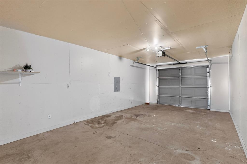 11820 Amberly Lane Property Photo 39