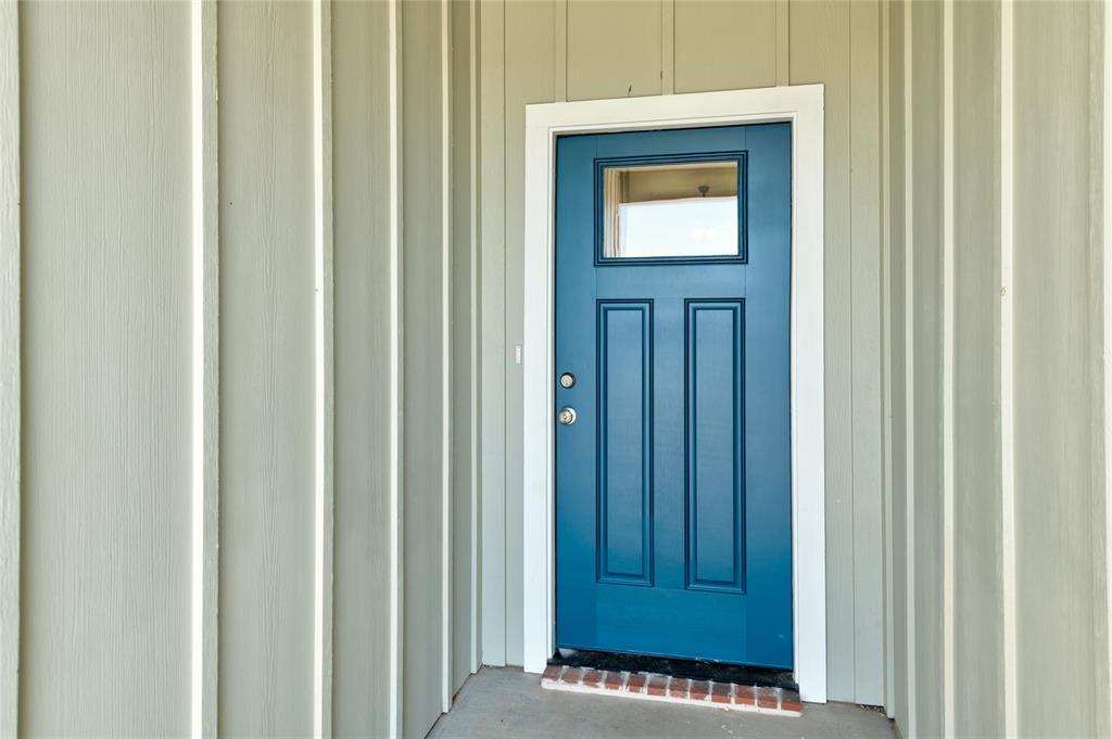 119 Shallow Water Court Property Photo 6
