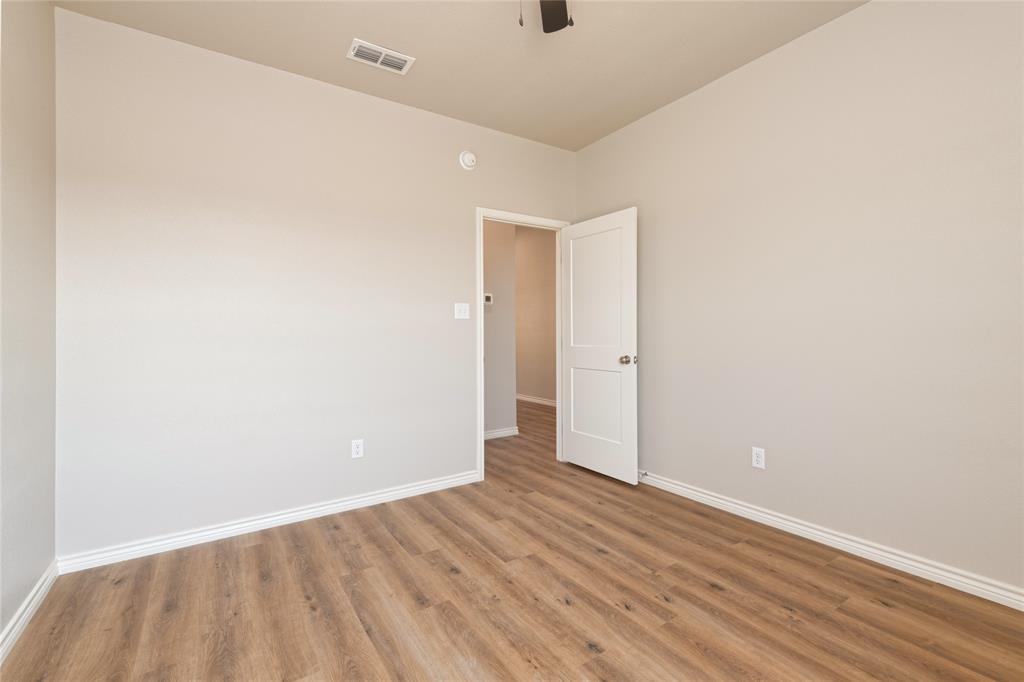 119 Shallow Water Court Property Photo 27