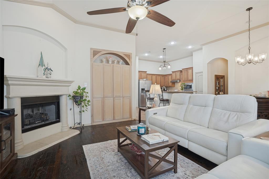 3811 Desert Willow Drive Property Photo 10