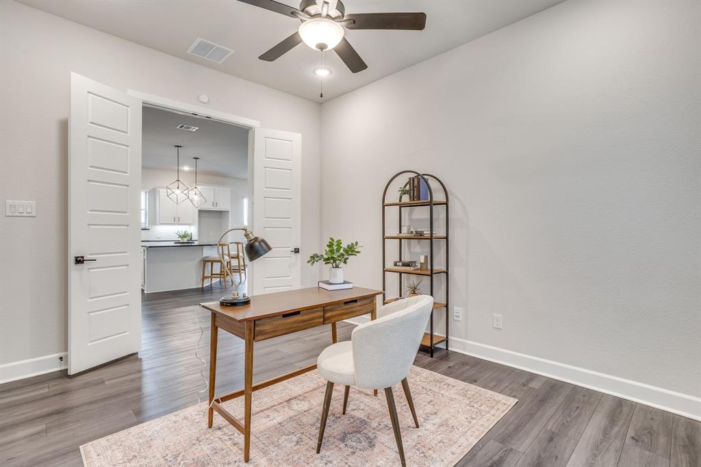 1919 Birch Street Property Photo 11