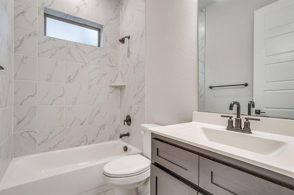 1919 Birch Street Property Photo 31