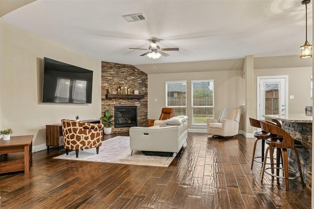 3013 Denver Avenue Property Photo 2