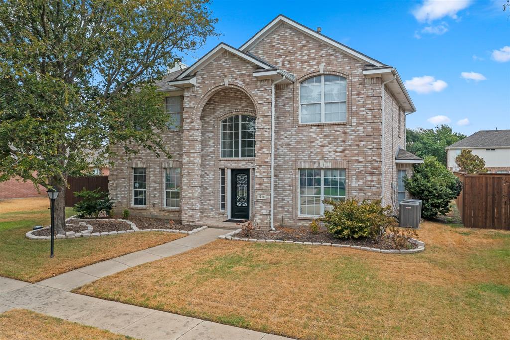 1314 Kenshire Court Property Photo 1