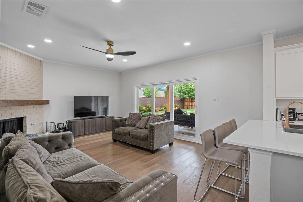 1314 Kenshire Court Property Photo 18
