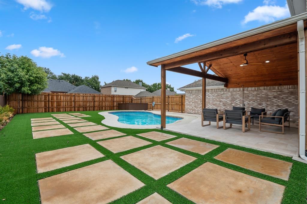 1314 Kenshire Court Property Photo 33
