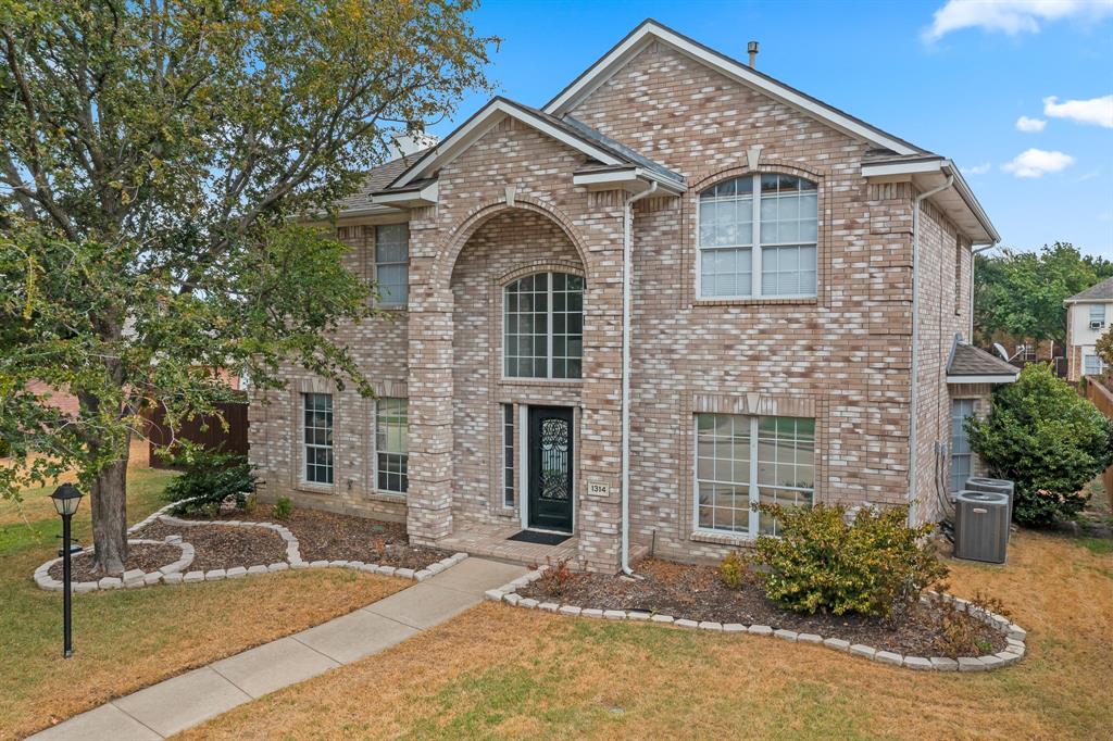 1314 Kenshire Court Property Photo 37