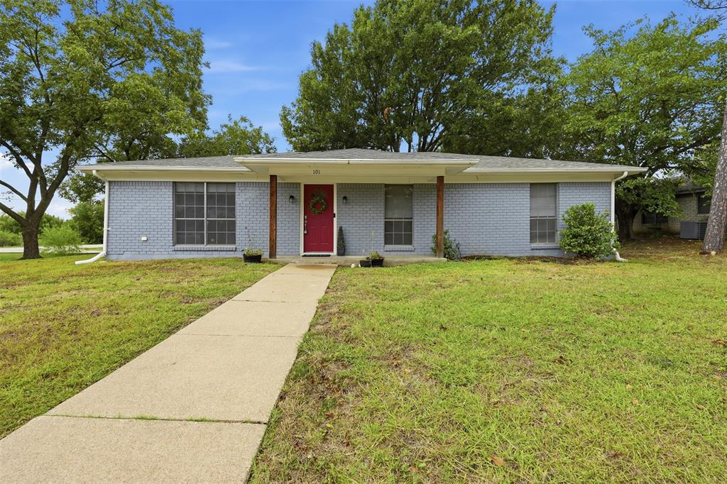 101 Falcon Lane Property Photo 1