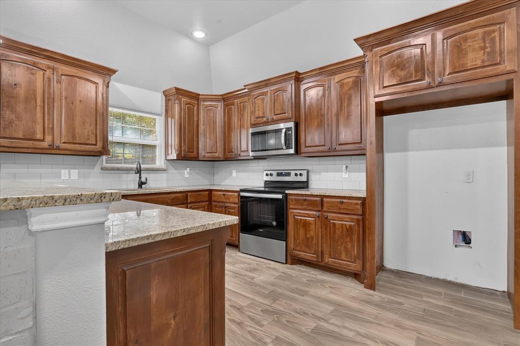1612 Tanglewood Drive Property Photo 14