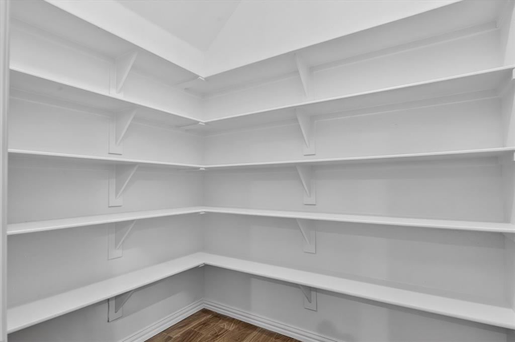 1612 Tanglewood Drive Property Photo 18