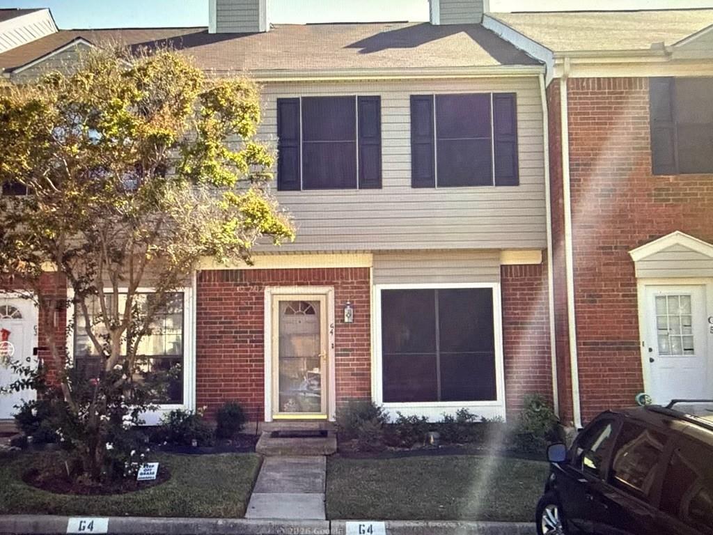 220 Samuel Boulevard 4 Property Photo 1